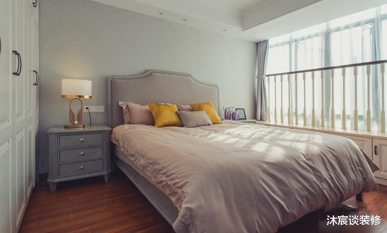 ：220㎡复式，现代美式+轻奢混搭，室内凸显华丽高雅，更显年轻时尚