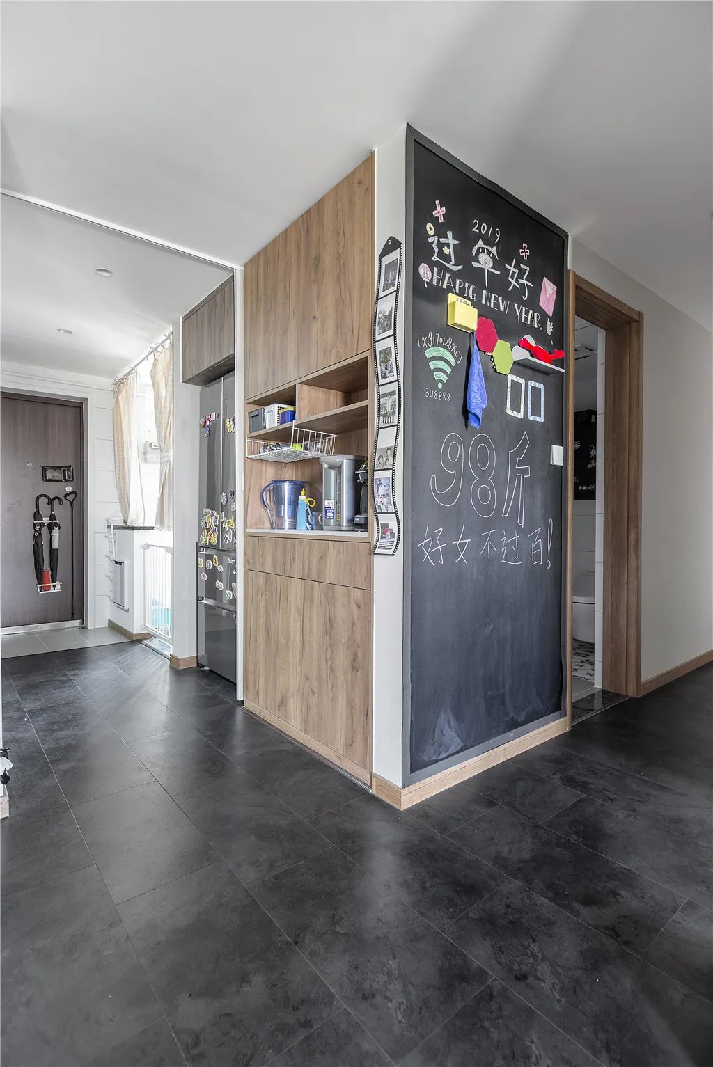 『北欧』34万装修100㎡现代轻奢，丰富实用的收纳，营造简约文艺的家