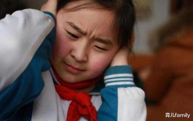 ##女儿姓“房”，上课却从没被老师点过名，老师解释：这我哪敢点？