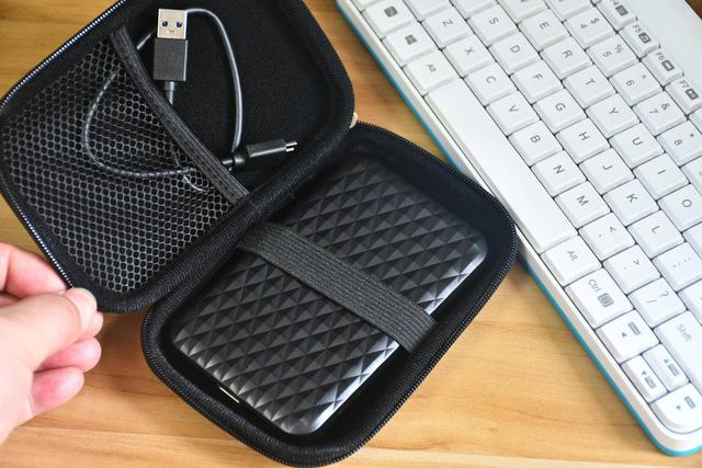 移动硬盘|升级固态后旧硬盘不要扔,装入硬盘盒做移动硬盘,资料随时看