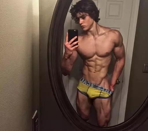 健身|从左边到右边，各位健友，你们觉得需要多久？