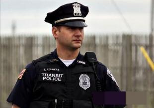 冈萨雷斯▲美国女狱警和囚犯发生关系，还给囚犯带酒，遭到解雇面临牢狱之灾