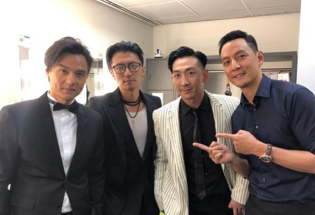 谢霆锋▲难怪都吃“回头草”，谢霆锋挑战“侧剃发型”，颜值回归23岁