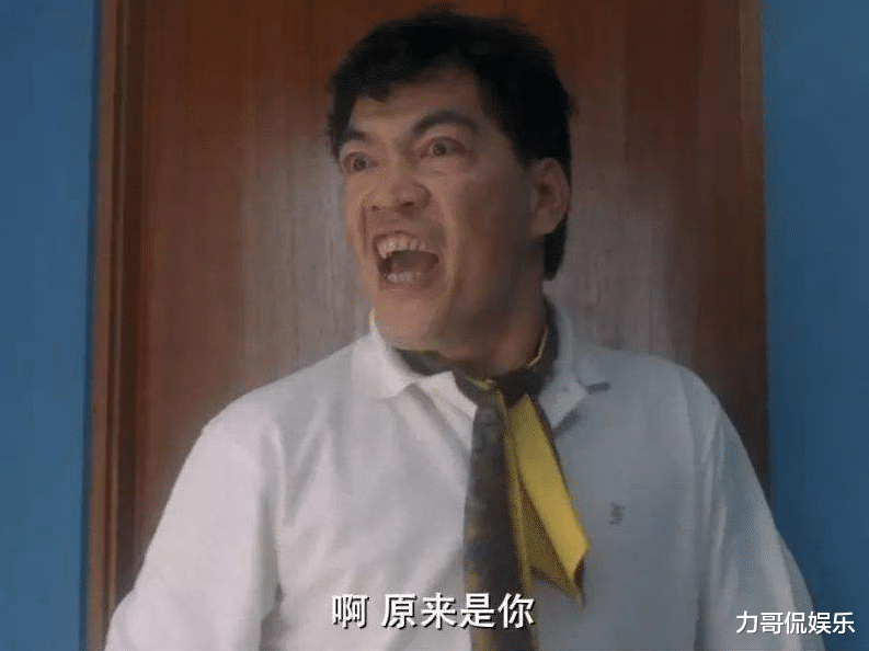 成奎安▲“大傻”成奎安的葬礼现场，折射出人生百态，这就是“反派演员”的一生写照