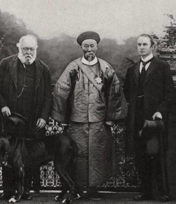 李鸿章▲比和珅聪明百倍的清朝贪官，死后留下千亿财产，后裔至今是富翁