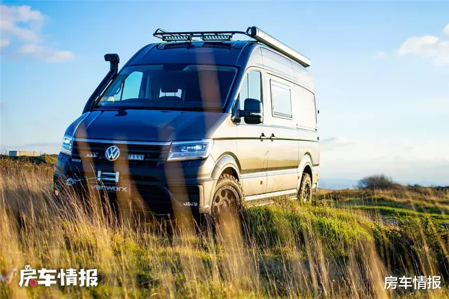 众泰|新款大众房车亮相！配2.0T发动机+独家四驱系统，既能野又能住