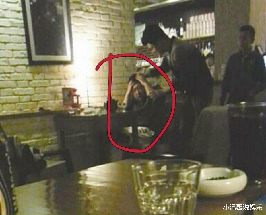 于正|于正被男星“暴打”视频曝光！公开吐槽于正人品，吓得捂头不敢反抗