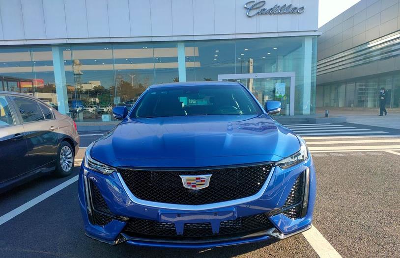 凯迪拉克|落地33万提辆凯迪拉克CT5，行驶两个月后，车主终于说了句真心话