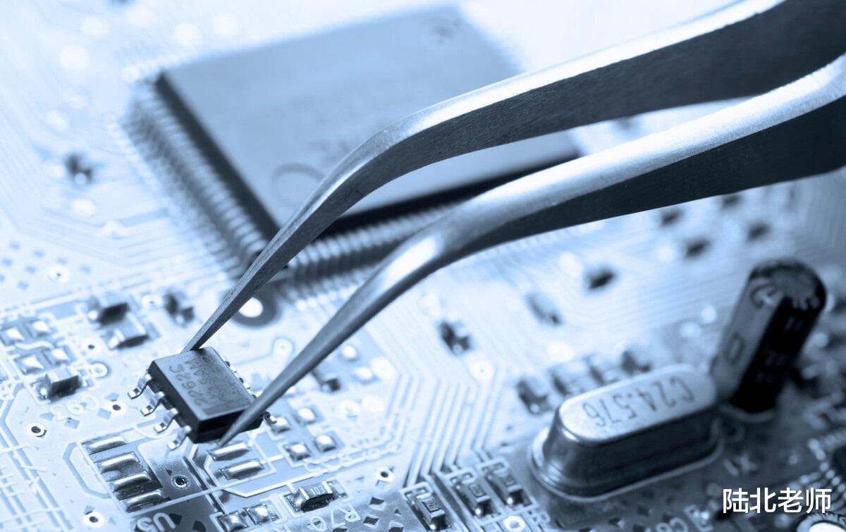 机械|工科三大热门专业，每年毕业生超二十万人，薪资和就业前景怎么比