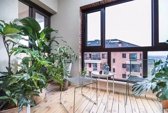 @看看别人家吧，封闭式阳台设计的好看又实用