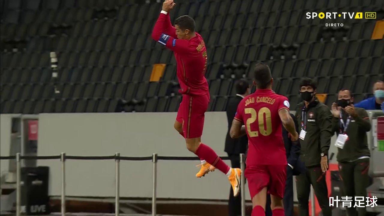 C罗|2脚世界波，C罗踢疯了！腾空战吼庆祝，101响礼炮，震撼世界