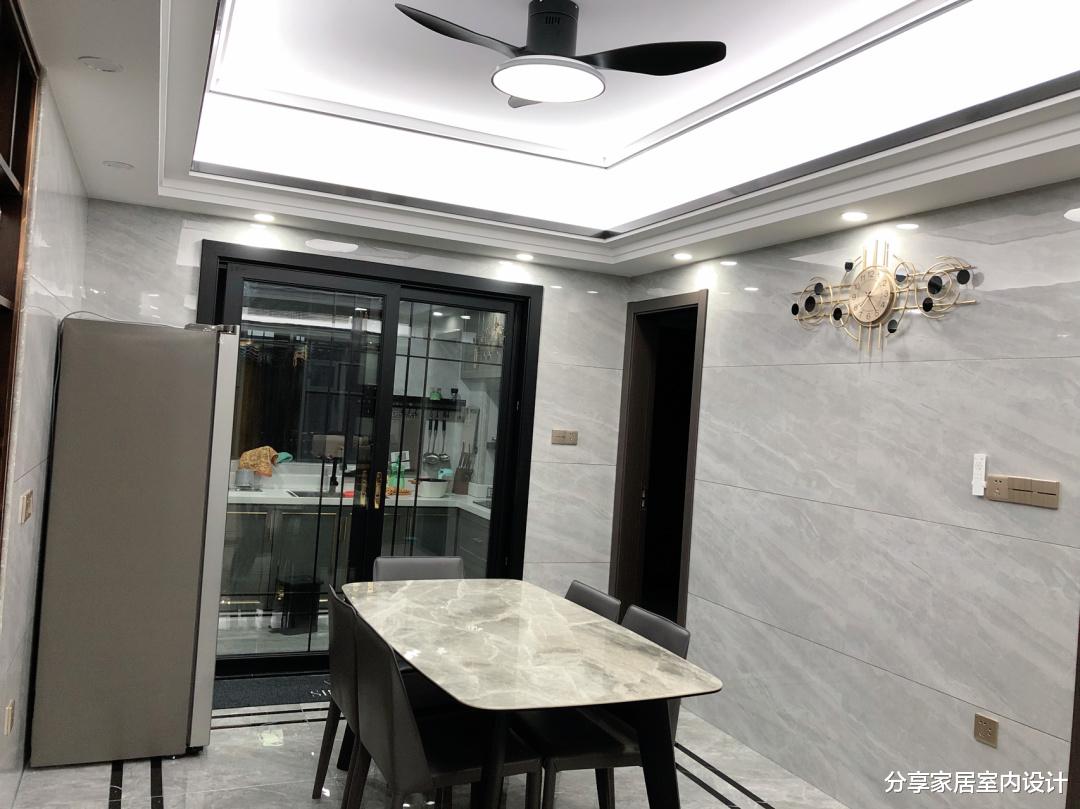 |他自己设计新房，本来装修轻奢风，没想到完工后演变成混搭风格！