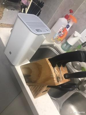 阿里巴巴|小米有品连刀架都智能？专利设计“弹簧”插刀槽，全身水洗不发霉