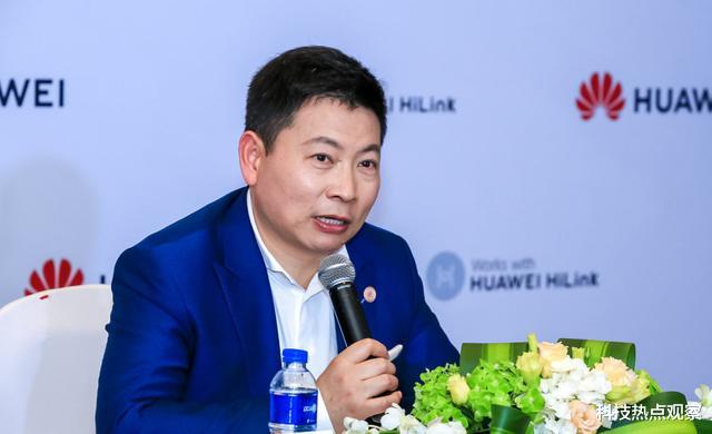 华为▲华为突然亮剑,P40即将迎来大突破,网友们炸锅了