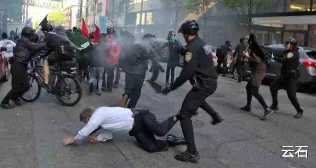 「卡姆」黑人暴乱会平息,但美国衰落会因此骤然提速