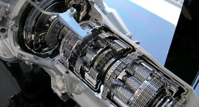 兰德酷路泽|105万喜提丰田兰德酷路泽，开了6个月后，车主想说一句心里话