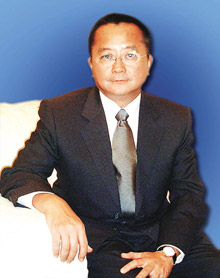 张清芳▲乐坛“东方不败”张清芳结束15年豪门婚姻,郭台铭曾曝其“最大财富”