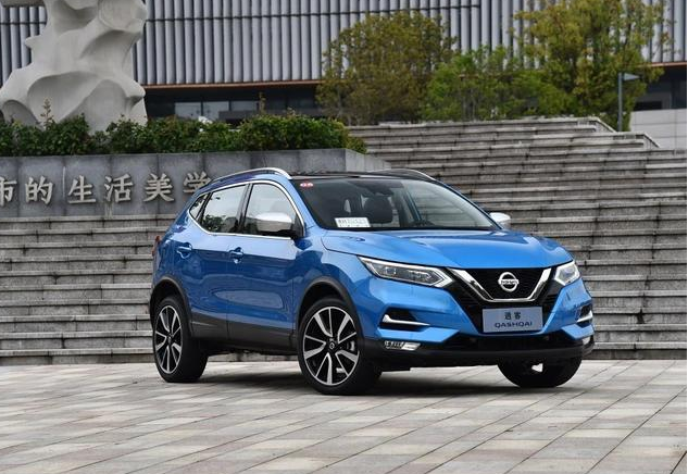 「日产逍客」日产逍客和长安CS75plus，价格水平相差不多，谁的性价比更高？