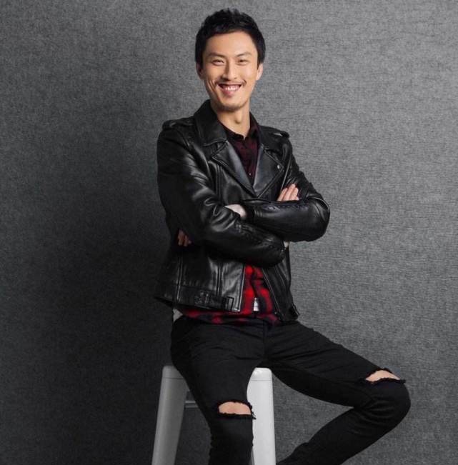 还有许君聪个子高,经常拍一些小视频.