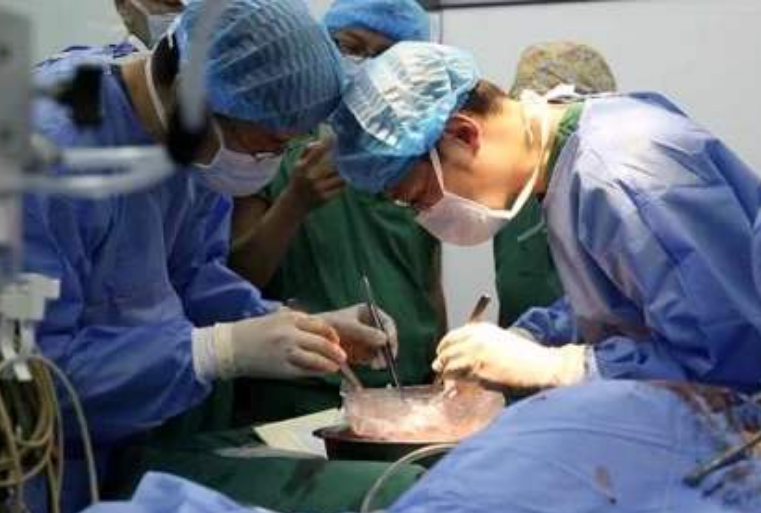 「科学家」一个濒临死亡的人,脑海中正在经历什么?科学家:会产生3种感觉