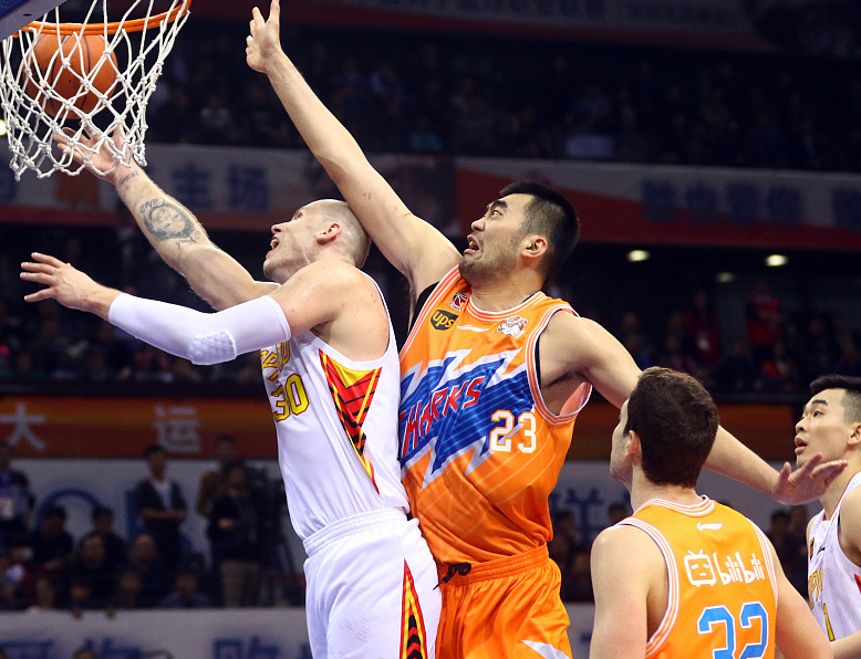 热刺|朱芳雨重磅签约浮出水面！锁定最佳补强外援 ，将要和苏伟建立双塔