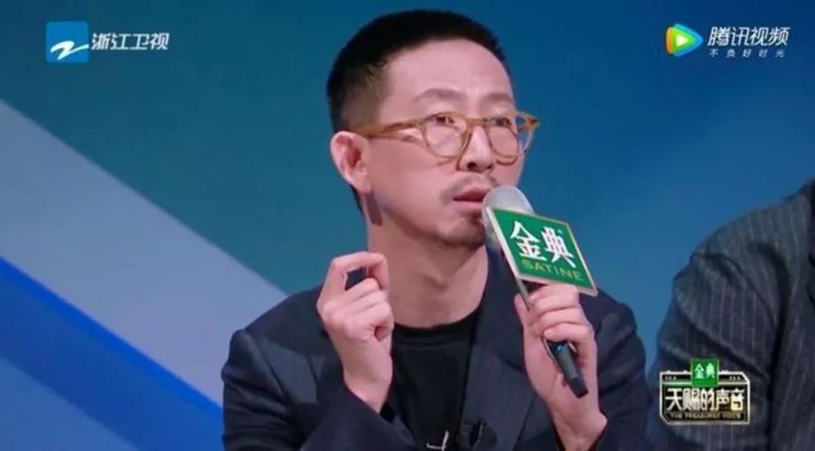 乌兰图雅|批水木年华油腻、怼白举纲不摇滚,《乐夏》专业乐迷到底专不专业?