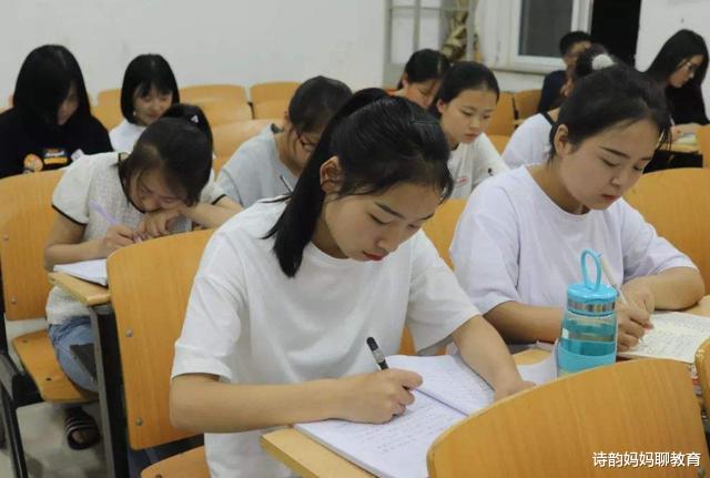 大学|让人又爱又恨的4个大学专业，学起来头秃，毕业后月薪过万不是梦