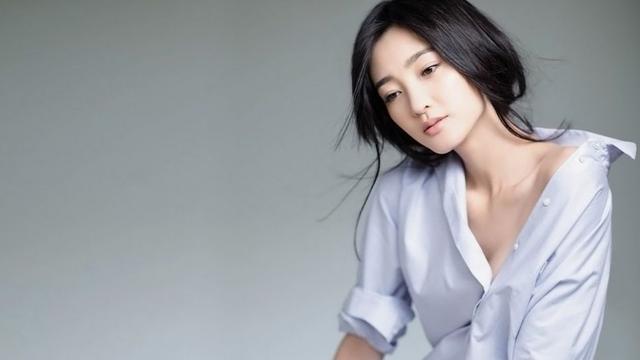 『王丽坤』王丽坤和他在一起8年，青春都给了他，他却和别人奉子成婚