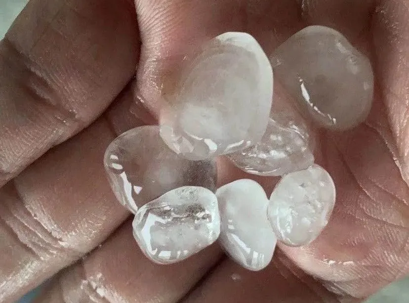 浙样的生活|刚刚，杭州下冰雹了！浙江发19条预警，雷雨又要来