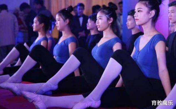 大学生|大学里吃“青春饭”的5个专业，越老越心酸，大学生要做好规划