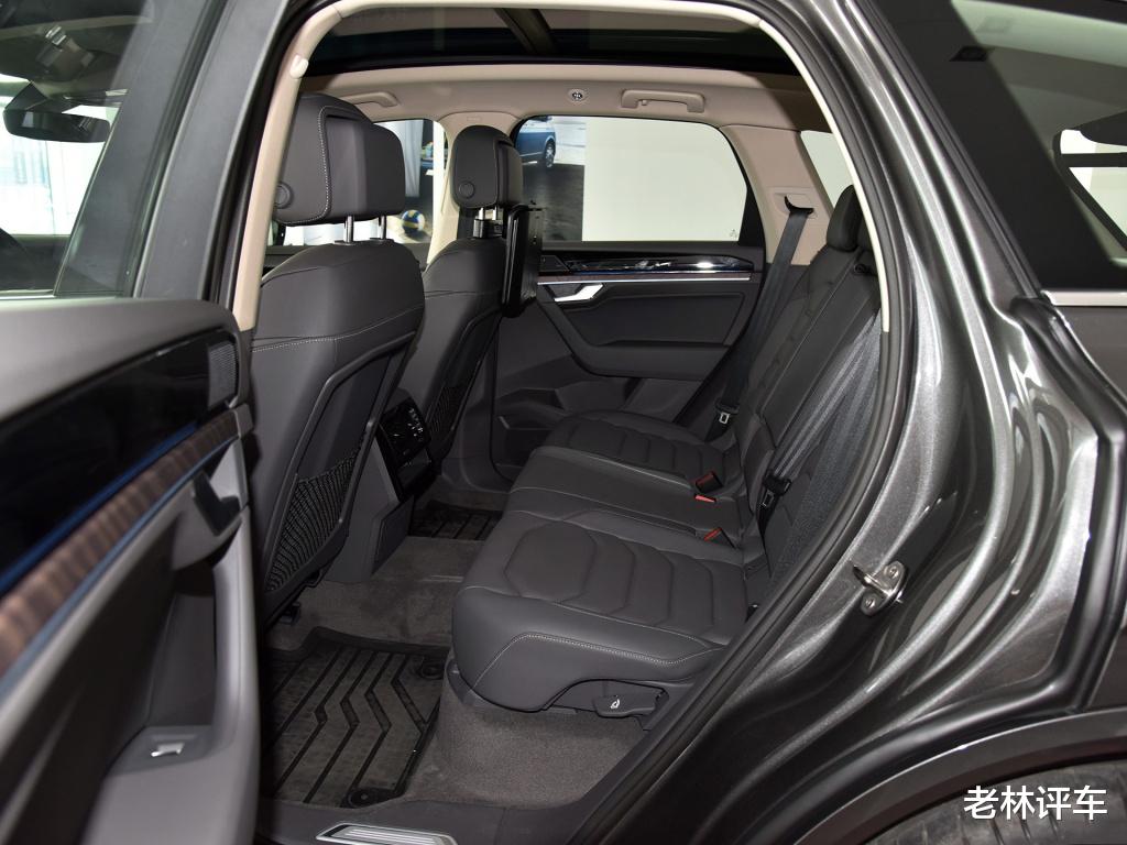 『SUV』大众途锐：我都跌成一颗“大白菜”了，你们怎么还买宝马X5？