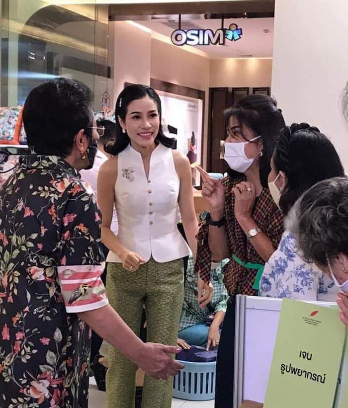 短发|诗尼娜贵妃留起长发，这是不是说明国王对她的恩宠增加了？