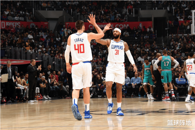 火箭队|火箭再遇良机！最大对手内讧，哈登冲冠机会来了，威少这回真有救