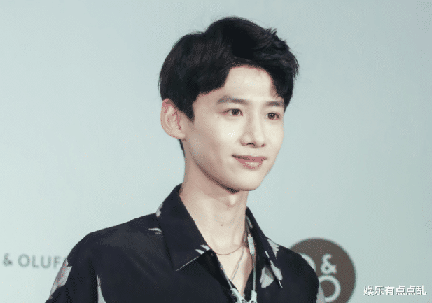 白敬亭|白敬亭曝不想演孙弈秋, 提苛刻要求想被拒, 赵又廷的回复全场笑翻