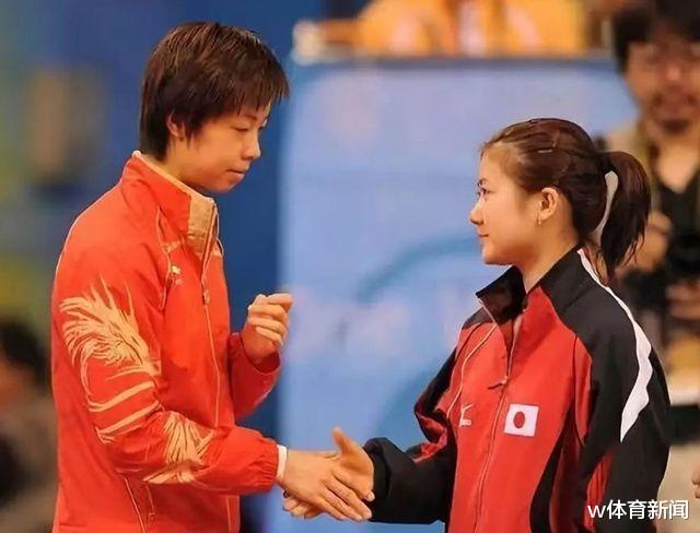 『刘诗雯』乒坛梦幻阵容出炉，国乒三大满贯落选，伊藤美诚力压陈梦刘诗雯