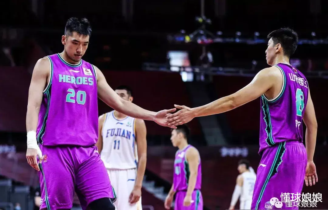 【王哲林】场均40+！牛是牛，就是有点心疼，这都赶上2016詹姆斯了