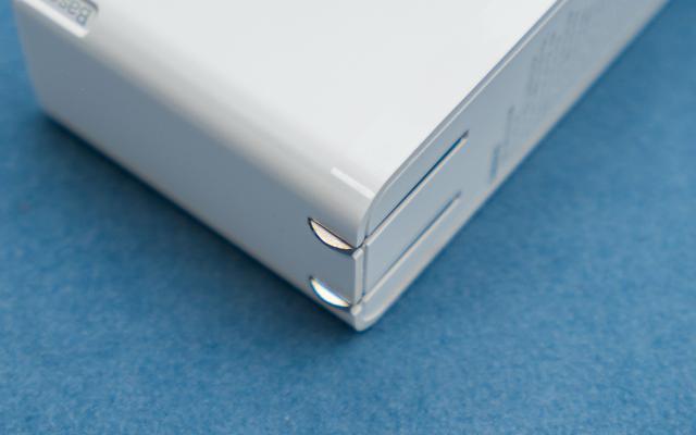 MacBook Pro|MacBook Pro 16寸笔记本该如何正确使用倍思120W氮化镓充电器