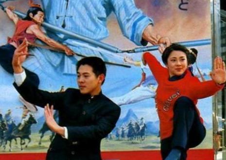 「李连杰」李连杰接手“赌王五太”后几次濒临死亡：大小便失禁，愿花100万续命