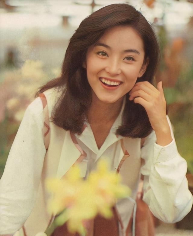 鹿鼎记|新《鹿鼎记》7个老婆一张脸，看看周星驰版，才是港圈女神的顶配