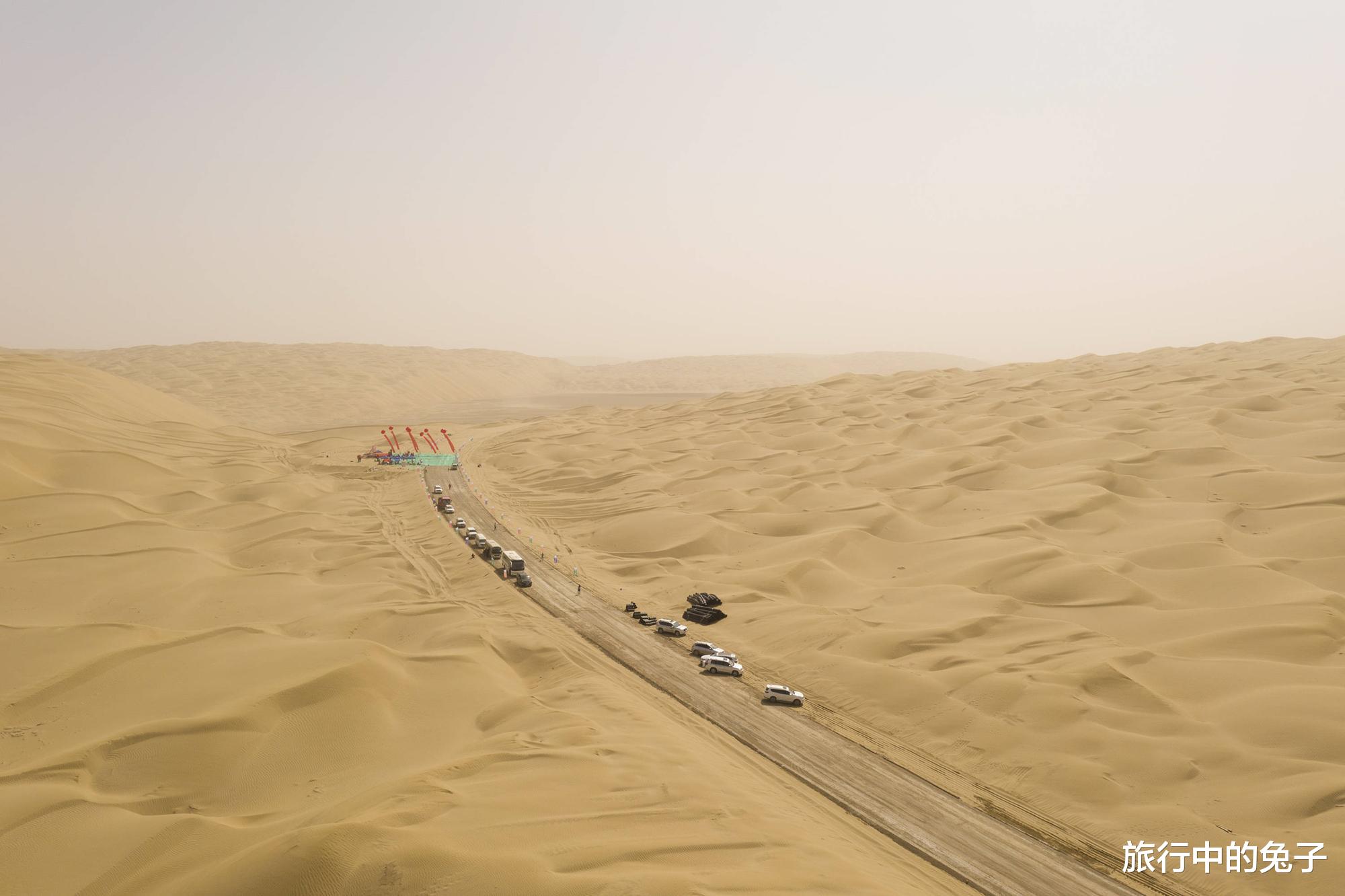 塔克拉玛干沙漠|中国最大沙漠下，隐藏着一片大海？淡水储量相当于8条长江