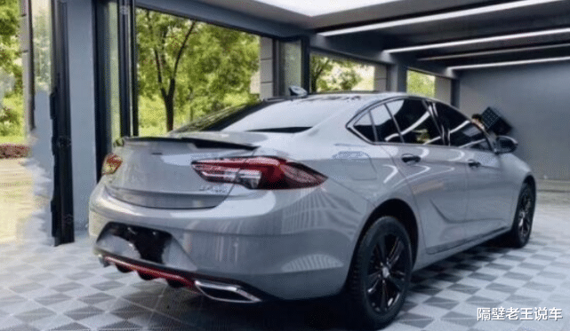 别克君威|跌至13万,成最良心合资B级车,长4米9标配9AT,不买雅阁就买它