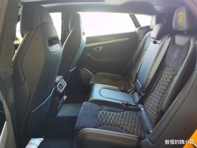 「兰博基尼urus」百公里仅需3.6s，新款“兰博基尼Urus”抵达京城，土豪的新玩具！