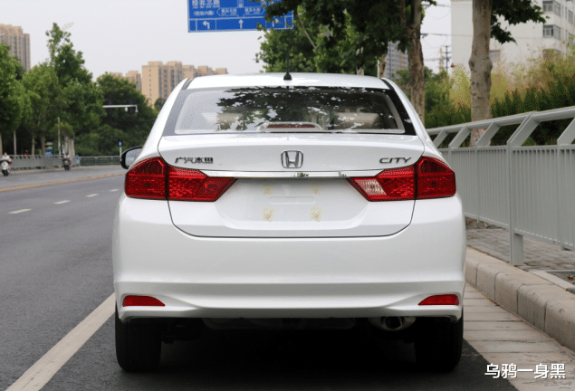 『本田锋范』本田豁出去了！锋范降到4万起，网友：还买什么桑塔纳！