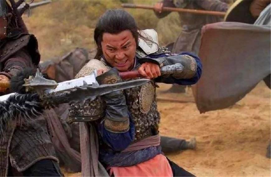 「狄青」同样是逼死名将，欧阳修逼死狄青，却为何没人骂他？像骂秦桧那样