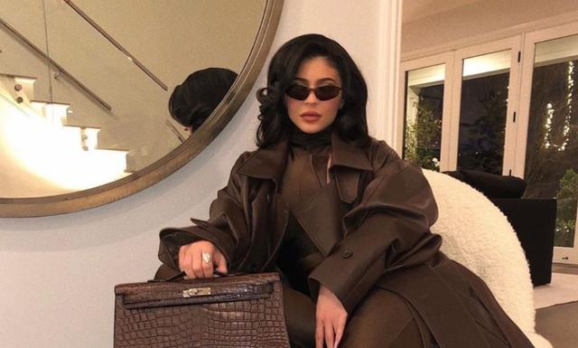 「肯达尔·詹娜」老詹晒tacotuesday节目，名模詹娜晒照示爱詹皇？球迷：有瓜吃了