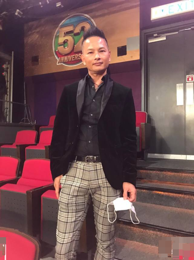 香港小姐|港姐三甲私照曝光：冠军父亲帅气如明星，亚军是白富美，季军清纯无恋爱经验