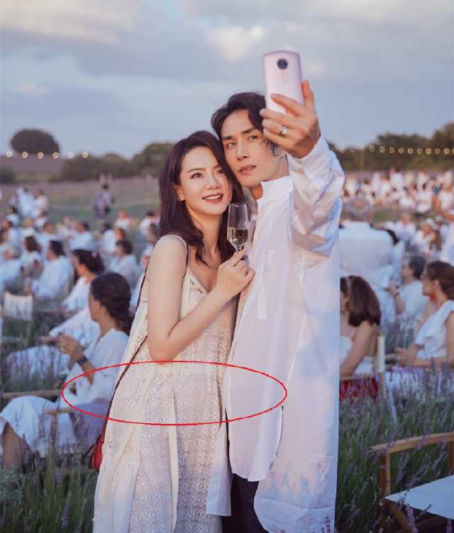 郑爽|郑爽“DY弃养”风波升级,baby杨幂戚薇躺枪,姚安娜要哭了