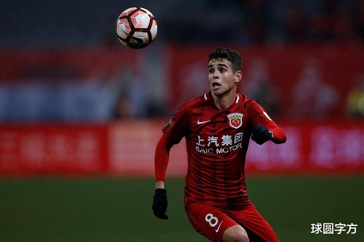 法比奥@上港外援压哨入境！中超外援一多半未归队，恒大两人将成香饽饽
