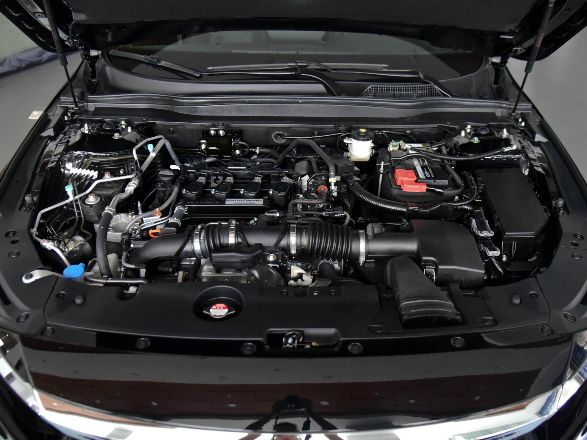 本田雅阁|轴距2830mm配自动泊车入位,1.5T+CVT仅17.98万,你会考虑吗?