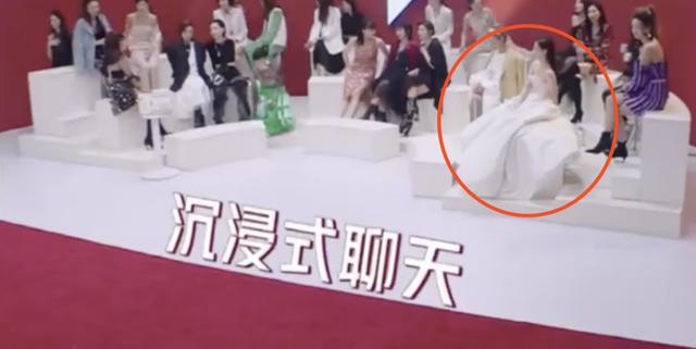 #沈梦辰#看了《乘风破浪》，我发现了沈梦辰混得不如吴昕的原因……